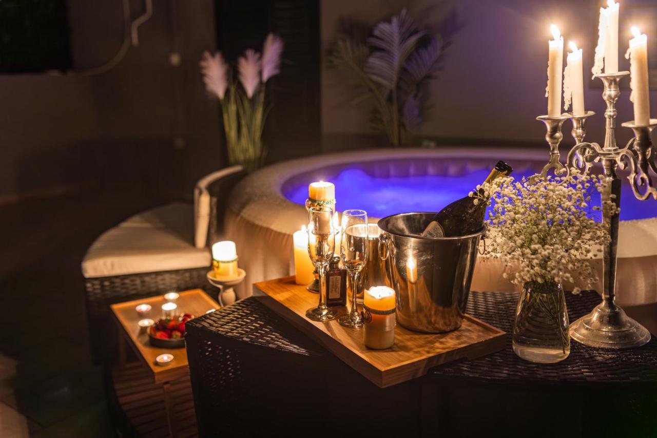 Oasis Luxury Apartment With Terrarce And Jacuzzi Split Exteriér fotografie