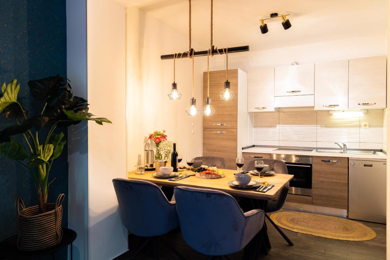 Oasis Luxury Apartment With Terrarce And Jacuzzi Split Exteriér fotografie