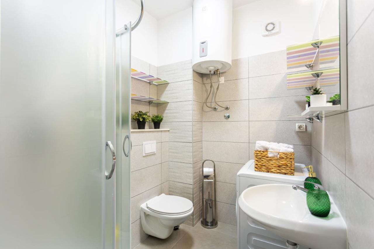 Oasis Luxury Apartment With Terrarce And Jacuzzi Split Exteriér fotografie